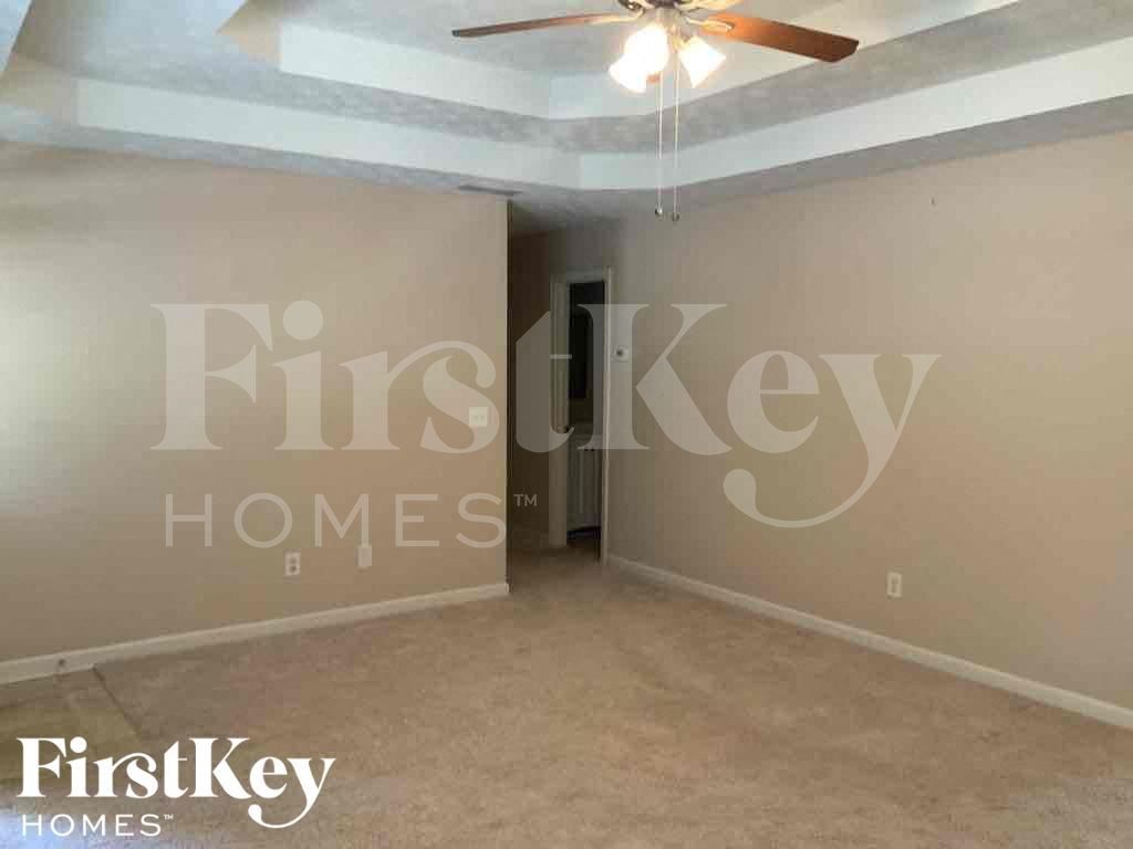 Building Photo - 100 Myrtle Grove Ln