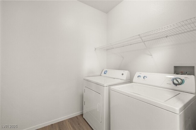 Building Photo - 8250 N Grand Canyon Dr