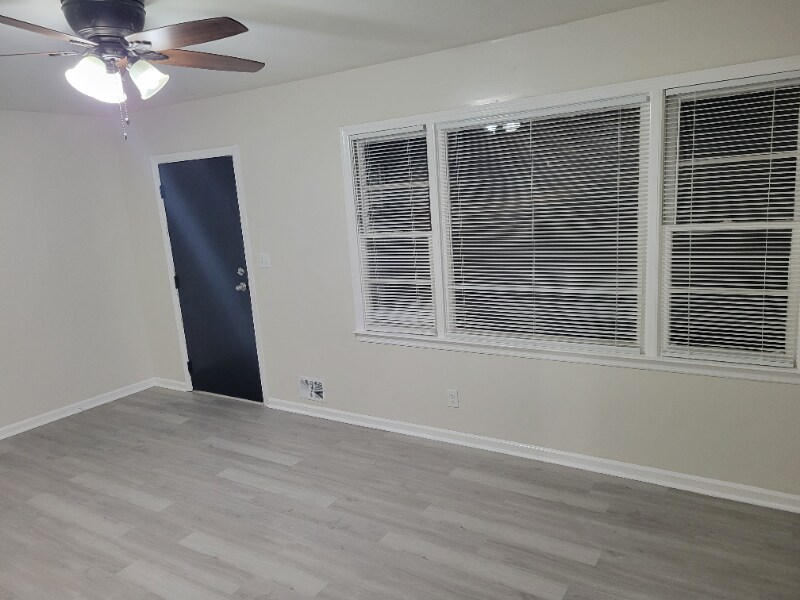 Building Photo - 172 Ruby Dr