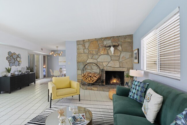 Building Photo - 74533 Peppertree Dr