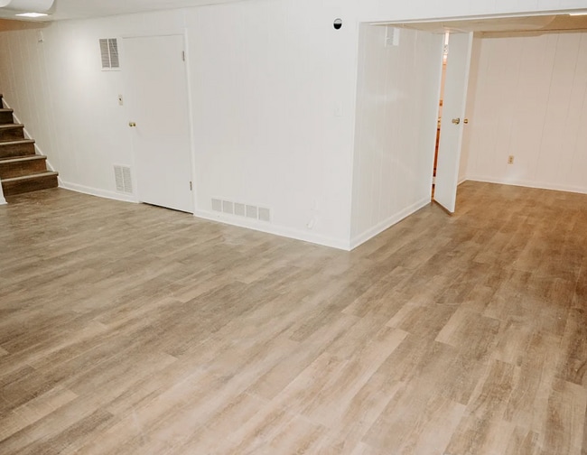 Building Photo - 5542 N 35th St
