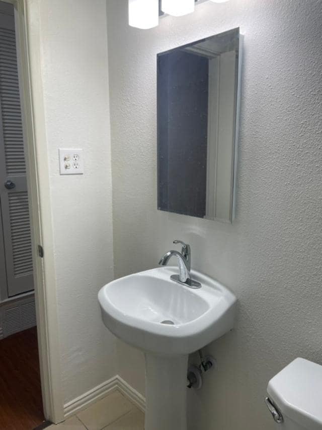 Hall Bathroom - 500 Town North Drive