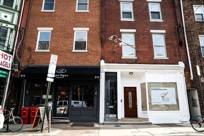 Building Photo - 617 S 3rd St