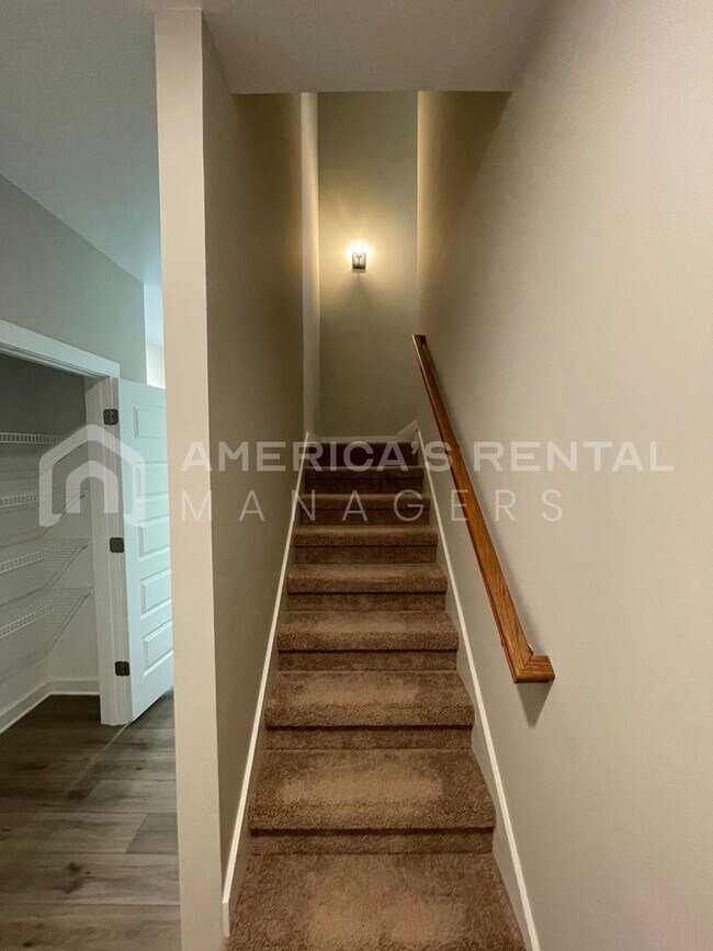 Building Photo - Home for Rent in Weaver, AL!!! Available to View Now!!!