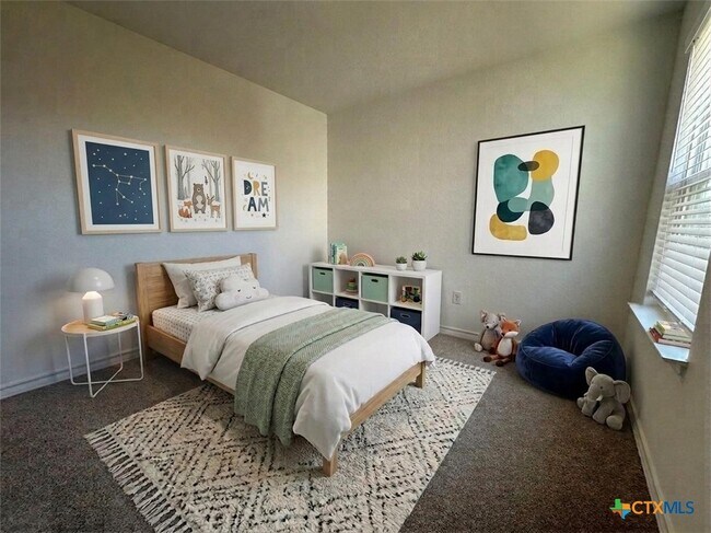 Building Photo - 936 Heartseed Ave