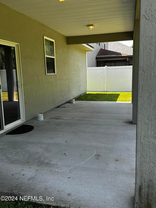 Building Photo - 12212 Angleterre Dr