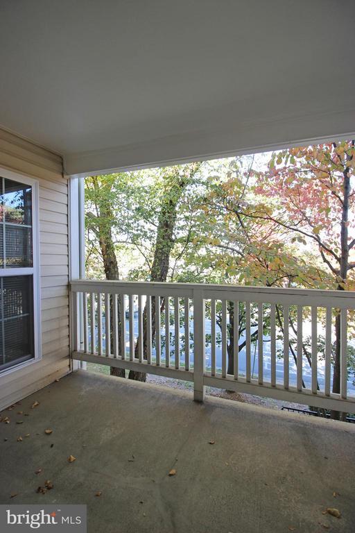 Building Photo - 1543 Lincoln Way