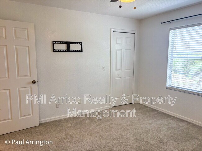Building Photo - 10922 Winter Crest Dr