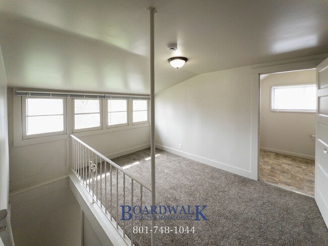 Building Photo - 1768 S 400 E