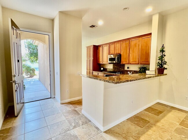 Building Photo - 81952 Avenida Bienvenida