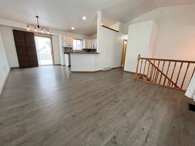 Building Photo - 3 Bed/2 Bath West Side Home For Rent!!