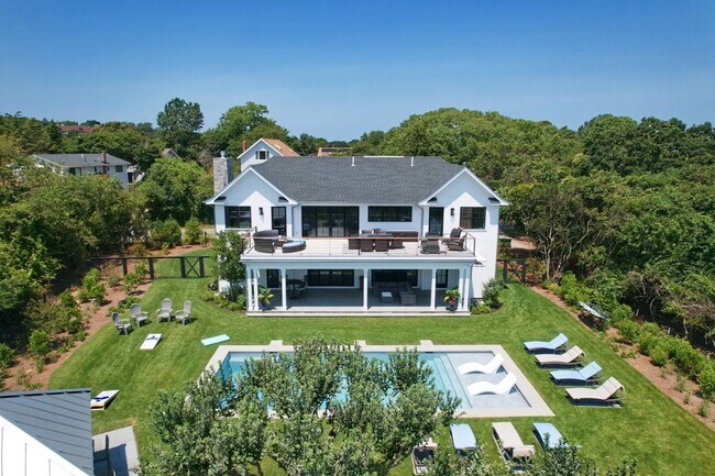 Building Photo - 12 S Elroy Dr