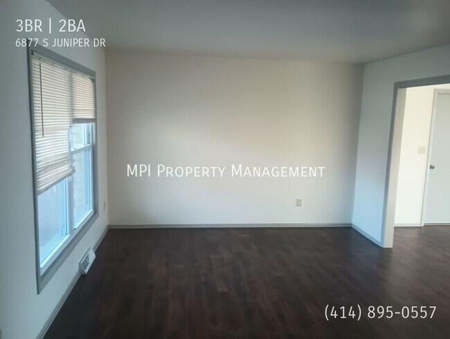 Building Photo - 6877 S Juniper Dr