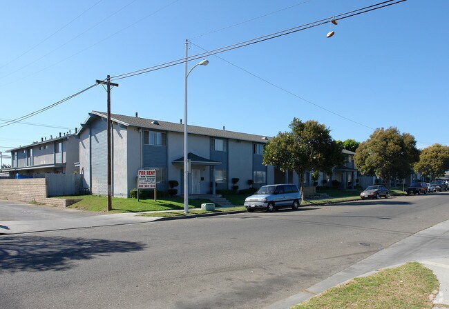 Building Photo - Terrace Ave  Apartments