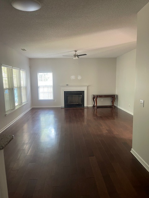 Building Photo - 9832 Ashburton Dr
