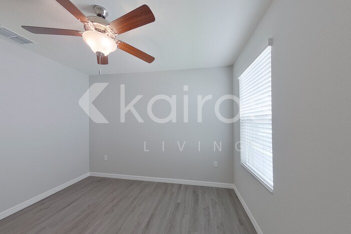 Building Photo - 4445 SW 85 Ln