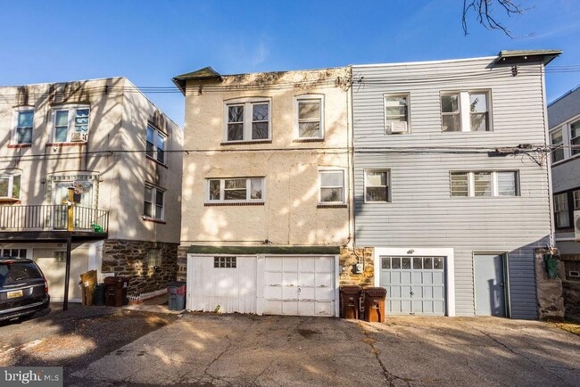 Building Photo - 244 Wabash Ave