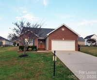 Building Photo - 1491 Mayfair Dr