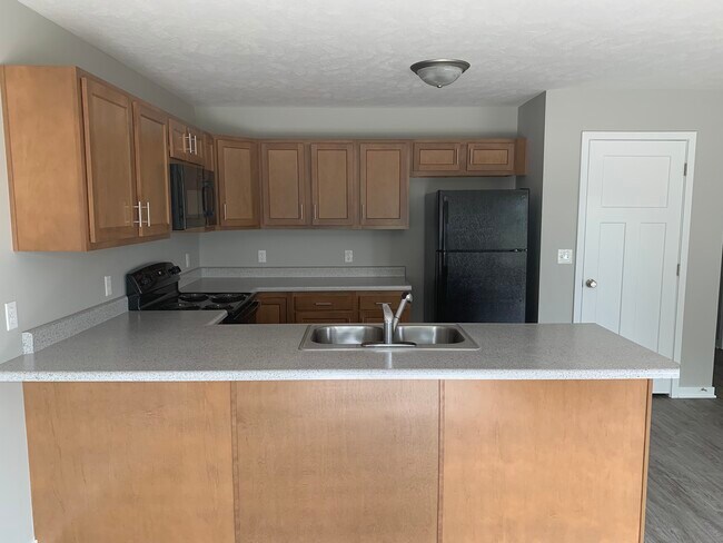 Building Photo - The Row - Fully Leased