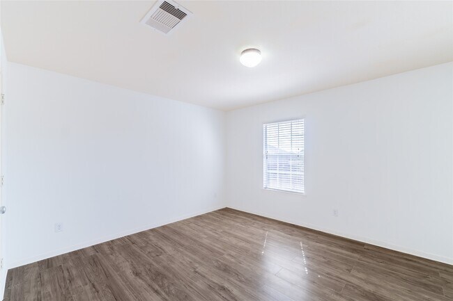 Building Photo - 21603 Crest Peak Way