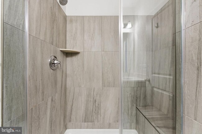 Building Photo - 2818 Dart Dr