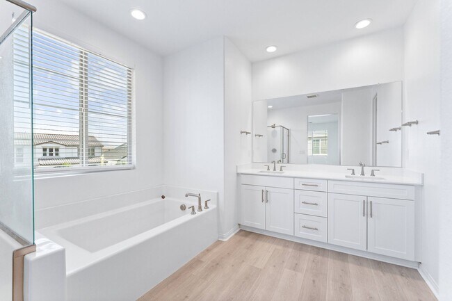 Building Photo - 16616 Strategy Pl