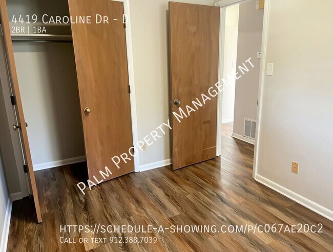 Building Photo - 4419 Caroline Dr