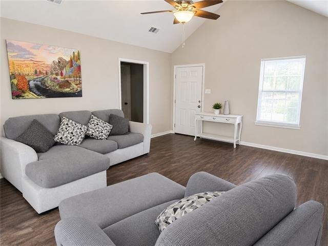 Building Photo - 636 Beaulieux St