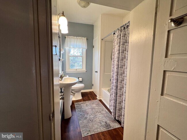 Building Photo - 14007 Misty Gln Ln