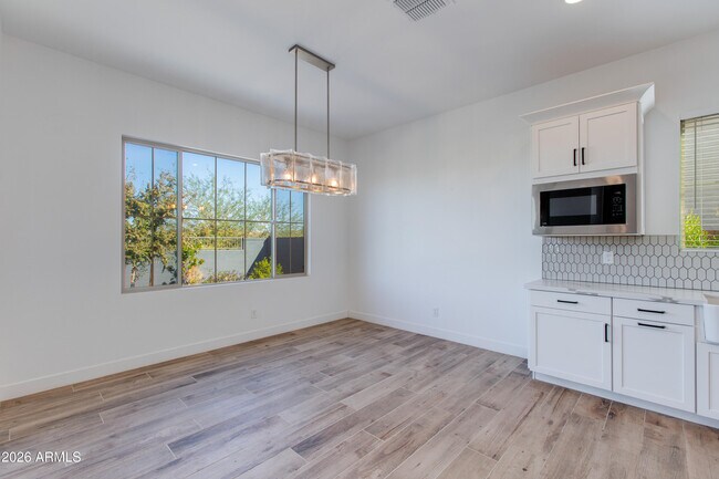 Building Photo - 18888 E Apricot Ln