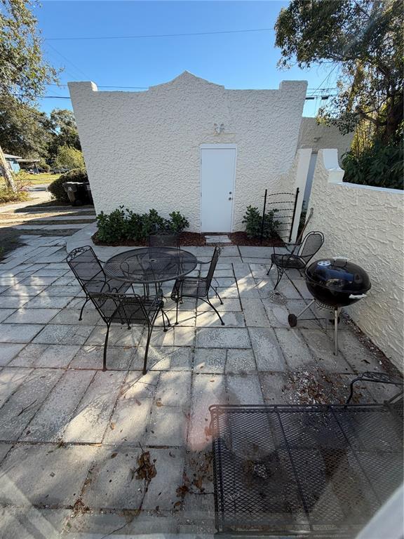 Building Photo - 48 Harvard St