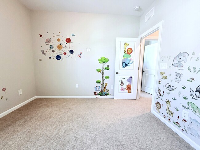 Building Photo - 939 Haybeck Ln