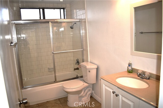 Building Photo - 167 S Malena Dr