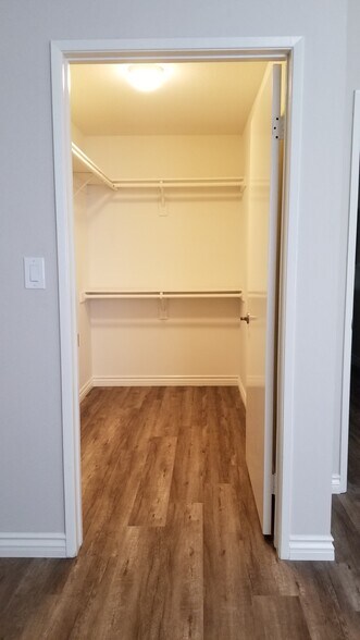 Building Photo - 90 N Michigan Ave