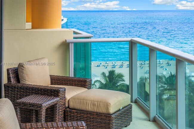 Building Photo - 1455 Ocean 1003