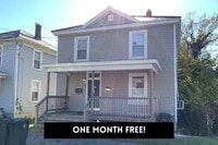 Building Photo - 1209 Pierce St