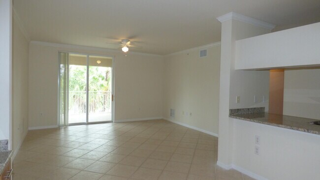 Building Photo - 6510 Emerald Dunes Dr