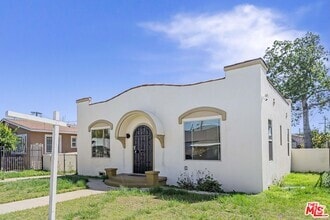 Building Photo - 1622 W 66th St