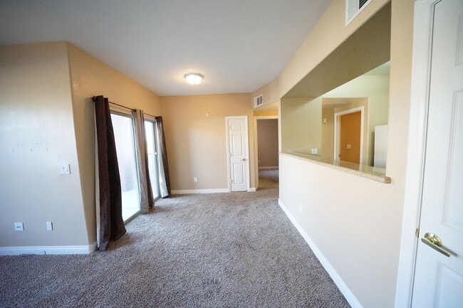 Building Photo - No Showings until 3/8/2022