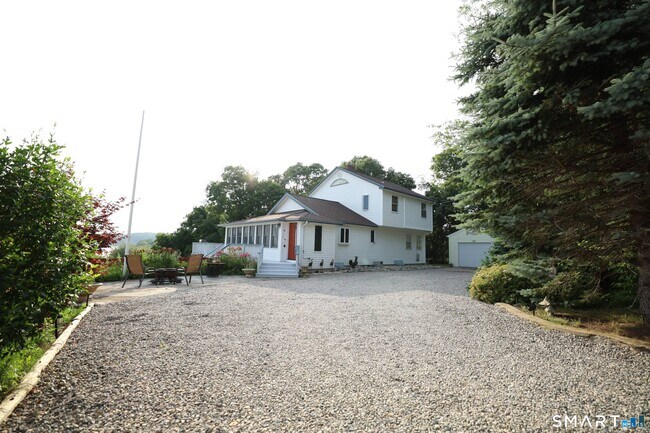 Building Photo - 12 Arcadia Rd