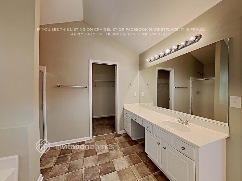 Building Photo - 3993 Rivermeade Dr SW