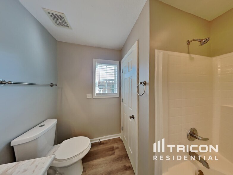 Building Photo - 1723 Ridge Runner Ct