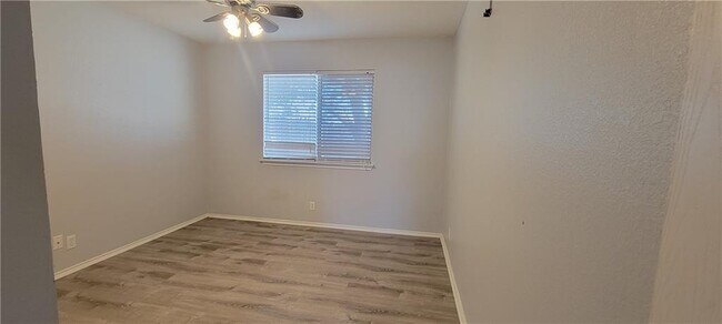 Building Photo - 749 Marino Ct