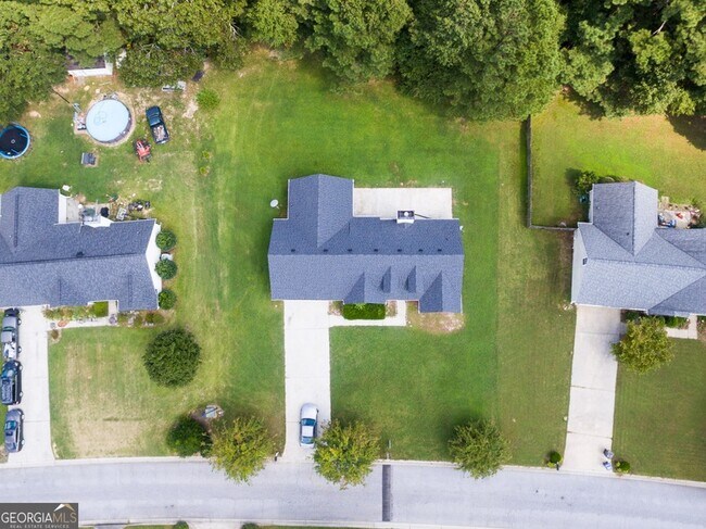 Building Photo - 350 Windermere Dr