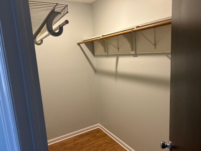 Building Photo - Nice 3 bedroom, 2 bath house