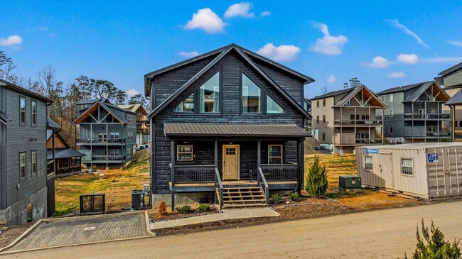 Building Photo - 528 Warbonnet Wy