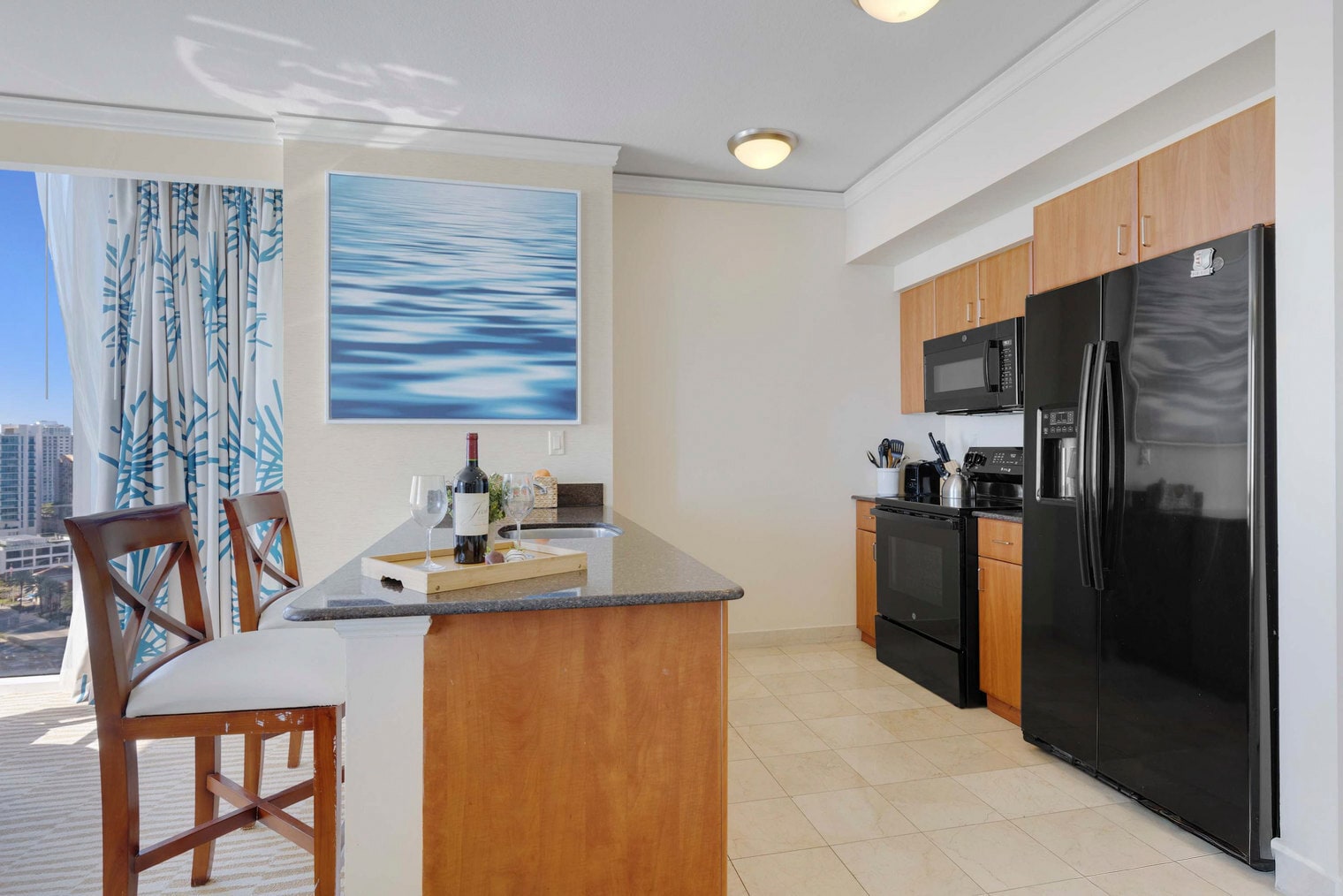 Building Photo - 18001 Collins Ave