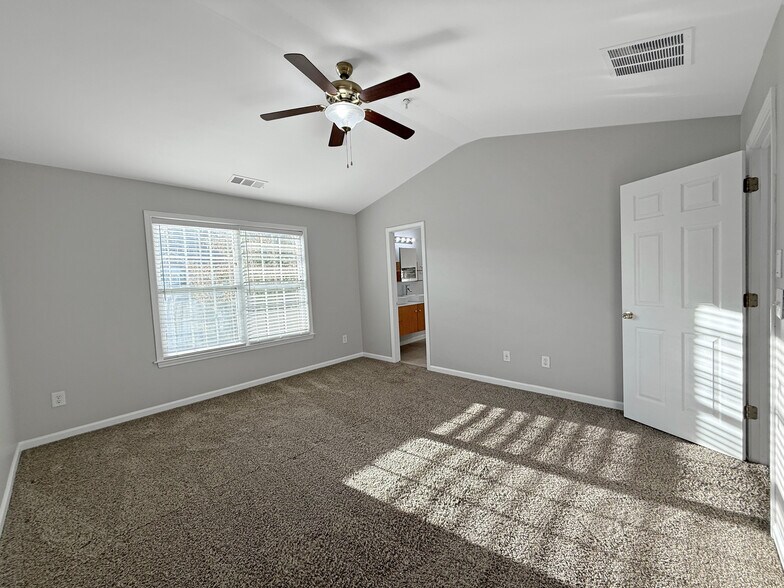 Building Photo - 11263 Musette Cir