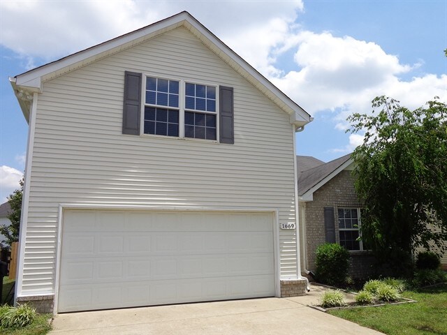 Primary Photo - 1669 St Andrews Dr