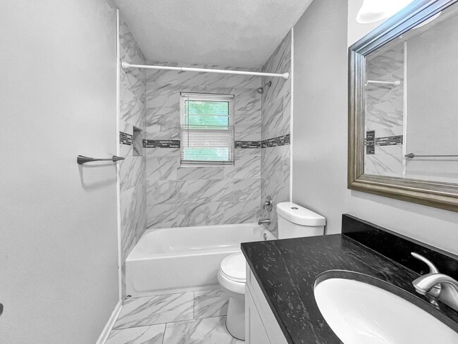 Building Photo - 4 BR/2BA | Newly Renovated Single Family Home | 1-Car Covered Parking | Gated backyard |On quiet ...